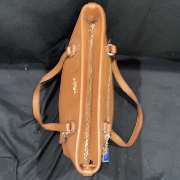 COACH - Picture 3 of 10